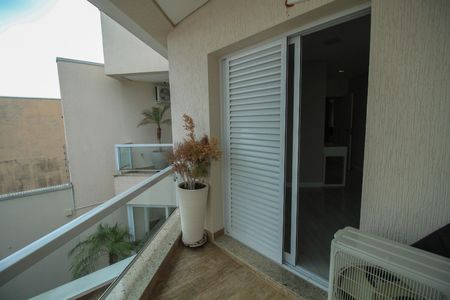 Casa à venda com 285m², 3 quartos e 4 vagas Casa à venda com 285m², 3 quartos e 4 vagasVaranda - Quarto 2