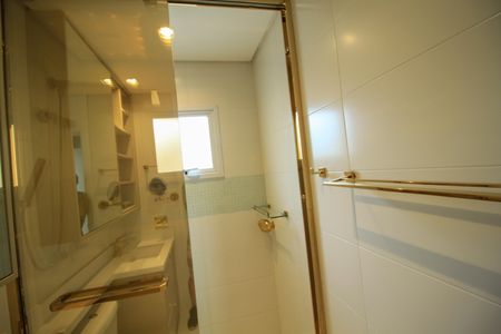 Casa à venda com 285m², 3 quartos e 4 vagas Casa à venda com 285m², 3 quartos e 4 vagasBanheiro - Quarto 1