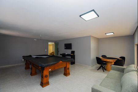 Apartamento à venda com 66m², 2 quartos e 1 vaga Apartamento à venda com 66m², 2 quartos e 1 vagaÁrea comum - Salão de jogos