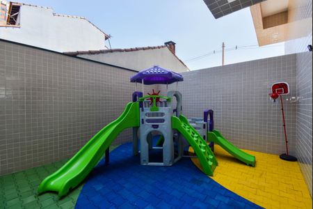 Apartamento à venda com 66m², 2 quartos e 1 vaga Apartamento à venda com 66m², 2 quartos e 1 vagaÁrea comum - Playground