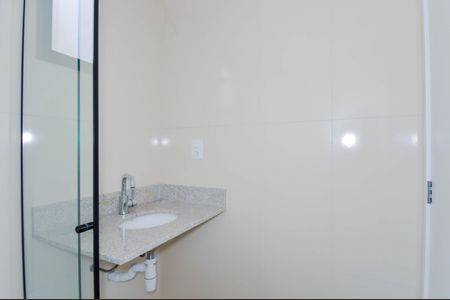 Apartamento à venda com 66m², 2 quartos e 1 vagaBanheiro Social