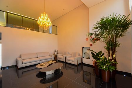 Apartamento à venda com 66m², 2 quartos e 1 vaga Apartamento à venda com 66m², 2 quartos e 1 vagaÁrea comum - Hall Social