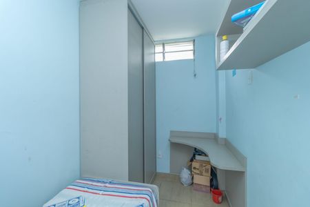 Casa à venda com 147m², 3 quartos e 8 vagas Casa à venda com 147m², 3 quartos e 8 vagasQuarto 3