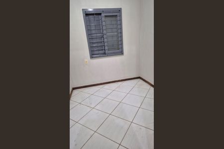Casa à venda com 100m², 3 quartos e 3 vagasQuarto 2