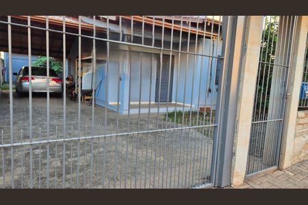 Casa à venda com 100m², 3 quartos e 3 vagasFachada