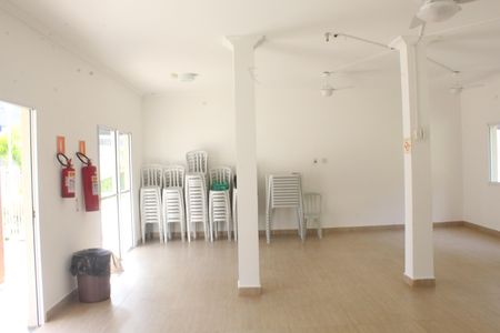 Apartamento para alugar com 52m², 2 quartos e 1 vagaÁrea comum - Salão de Festas