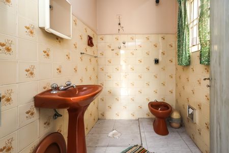 Casa à venda com 498m², 2 quartos e 1 vaga Casa à venda com 498m², 2 quartos e 1 vagaBanheiro