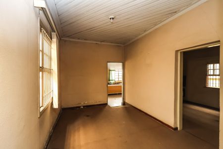 Casa à venda com 498m², 2 quartos e 1 vaga Casa à venda com 498m², 2 quartos e 1 vagaCopa