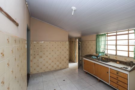 Casa à venda com 498m², 2 quartos e 1 vaga Casa à venda com 498m², 2 quartos e 1 vagaCozinha