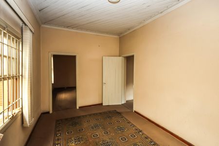 Casa à venda com 498m², 2 quartos e 1 vaga Casa à venda com 498m², 2 quartos e 1 vagaSala