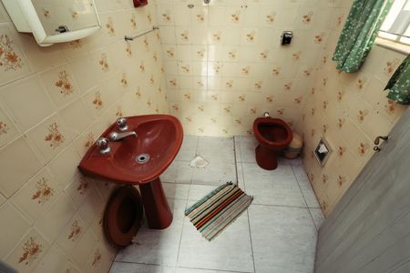 Casa à venda com 498m², 2 quartos e 1 vaga Casa à venda com 498m², 2 quartos e 1 vagaBanheiro