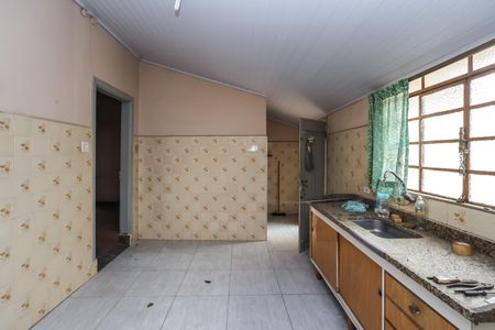 Casa à venda com 498m², 2 quartos e 1 vaga Casa à venda com 498m², 2 quartos e 1 vagaCozinha