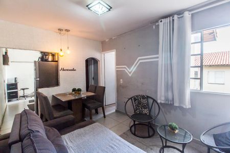 Apartamento para alugar com 47m², 2 quartos e 1 vaga Apartamento para alugar com 47m², 2 quartos e 1 vagaSala de TV