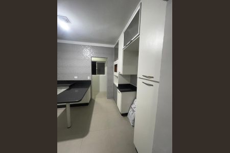 Apartamento à venda com 68m², 2 quartos e 1 vagaCozinha