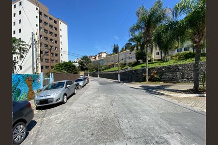 Casa de condomínio para alugar com 120m², 2 quartos e 3 vagasVista da Rua