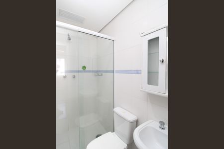 Casa de condomínio para alugar com 120m², 2 quartos e 3 vagasBanheiro Social