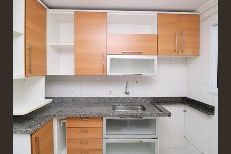 Casa de condomínio para alugar com 120m², 2 quartos e 3 vagasCozinha