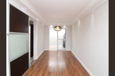 Casa de condomínio para alugar com 120m², 2 quartos e 3 vagasSala