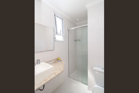 Casa de condomínio para alugar com 120m², 2 quartos e 3 vagasBanheiro da Suíte