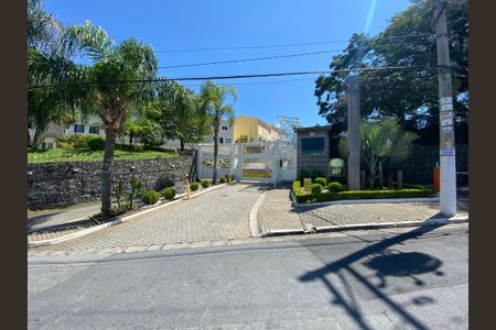 Casa de condomínio para alugar com 120m², 2 quartos e 3 vagasFachada