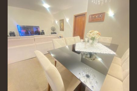 Casa à venda com 238m², 3 quartos e 3 vagas Casa à venda com 238m², 3 quartos e 3 vagasFoto 10