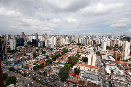 Apartamento à venda com 189m², 3 quartos e 3 vagasVista da Suíte 2
