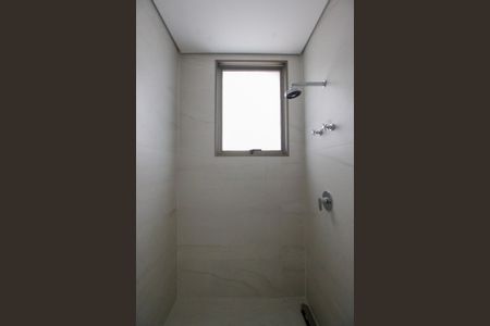 Apartamento à venda com 189m², 3 quartos e 3 vagasBanheiro da Suíte 1