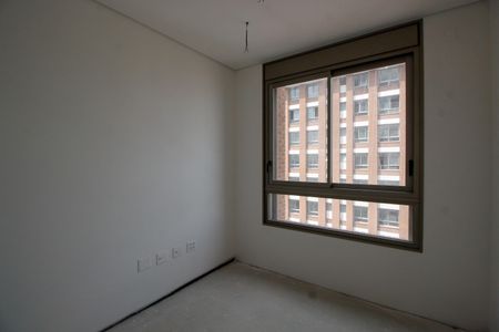 Apartamento à venda com 189m², 3 quartos e 3 vagasSuíte 1