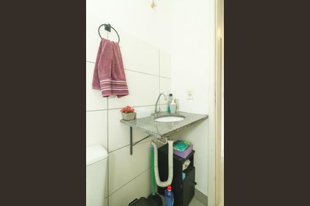 Apartamento à venda com 59m², 3 quartos e 1 vaga Apartamento à venda com 59m², 3 quartos e 1 vagaBanheiro