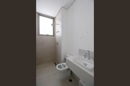 Apartamento à venda com 189m², 3 quartos e 3 vagasBanheiro da Suíte 1