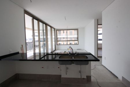 Apartamento à venda com 189m², 3 quartos e 3 vagasSala/Cozinha