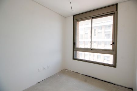 Apartamento à venda com 189m², 3 quartos e 3 vagasSuíte 2
