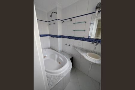 Apartamento para alugar com 82m², 4 quartos e 2 vagasBanheiro da Suíte