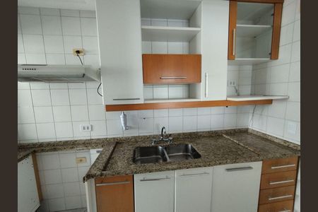 Apartamento para alugar com 82m², 4 quartos e 2 vagasCozinha