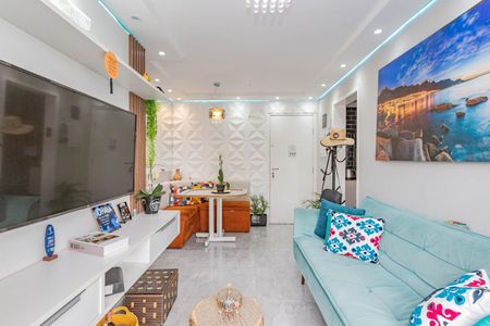 Apartamento à venda com 50m², 2 quartos e 2 vagasSala