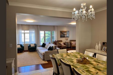 Casa à venda com 332m², 4 quartos e 5 vagasFoto 08