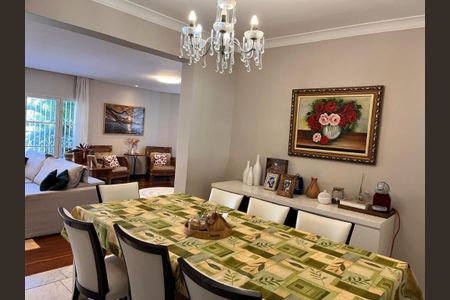 Casa à venda com 332m², 4 quartos e 5 vagasFoto 05