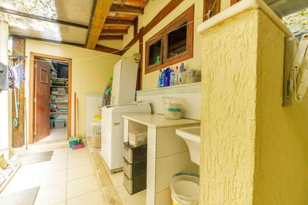 Casa de condomínio à venda com 260m², 3 quartos e 3 vagasÁrea de Serviço