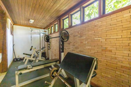 Casa de condomínio à venda com 260m², 3 quartos e 3 vagasAcademia