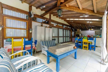 Casa de condomínio à venda com 260m², 3 quartos e 3 vagasÁrea de Lazer