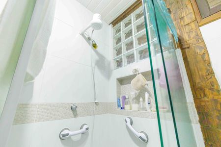 Casa de condomínio à venda com 260m², 3 quartos e 3 vagasBanheiro da Suíte 1