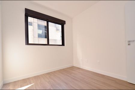 Apartamento à venda com 110m², 3 quartos e 2 vagas Apartamento à venda com 110m², 3 quartos e 2 vagasSuite2