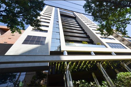 Apartamento à venda com 110m², 3 quartos e 2 vagas Apartamento à venda com 110m², 3 quartos e 2 vagasFachada