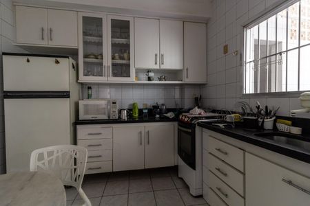 Casa para alugar com 550m², 5 quartos e 2 vagas Casa para alugar com 550m², 5 quartos e 2 vagasCozinha