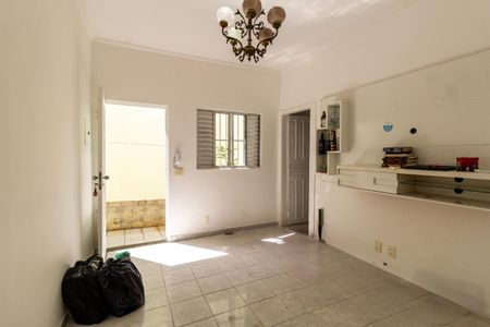 Casa para alugar com 550m², 5 quartos e 2 vagas Casa para alugar com 550m², 5 quartos e 2 vagasSala