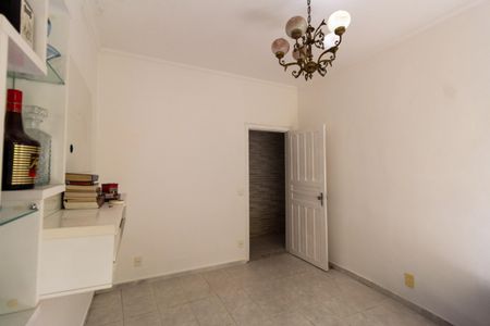 Casa para alugar com 550m², 5 quartos e 2 vagas Casa para alugar com 550m², 5 quartos e 2 vagasSala