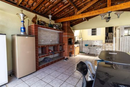 Casa para alugar com 550m², 5 quartos e 2 vagas Casa para alugar com 550m², 5 quartos e 2 vagasChurrasqueira e Quintal