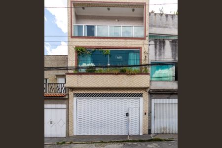Casa para alugar com 550m², 5 quartos e 2 vagas Casa para alugar com 550m², 5 quartos e 2 vagasFachada
