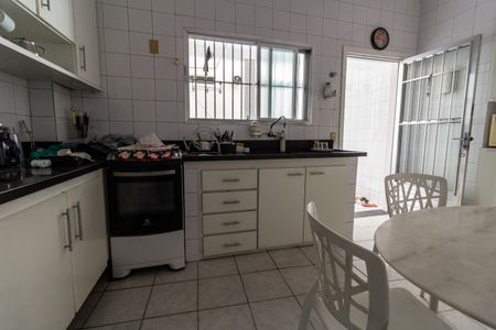 Casa para alugar com 550m², 5 quartos e 2 vagas Casa para alugar com 550m², 5 quartos e 2 vagasCozinha