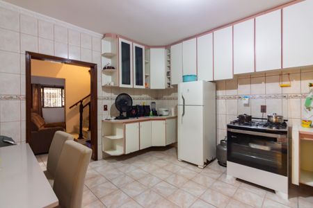 Casa à venda com 270m², 3 quartos e 2 vagas Casa à venda com 270m², 3 quartos e 2 vagasCozinha